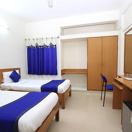 Arra Suites Kempegowda Airport Hotel Бангалор Екстериор снимка