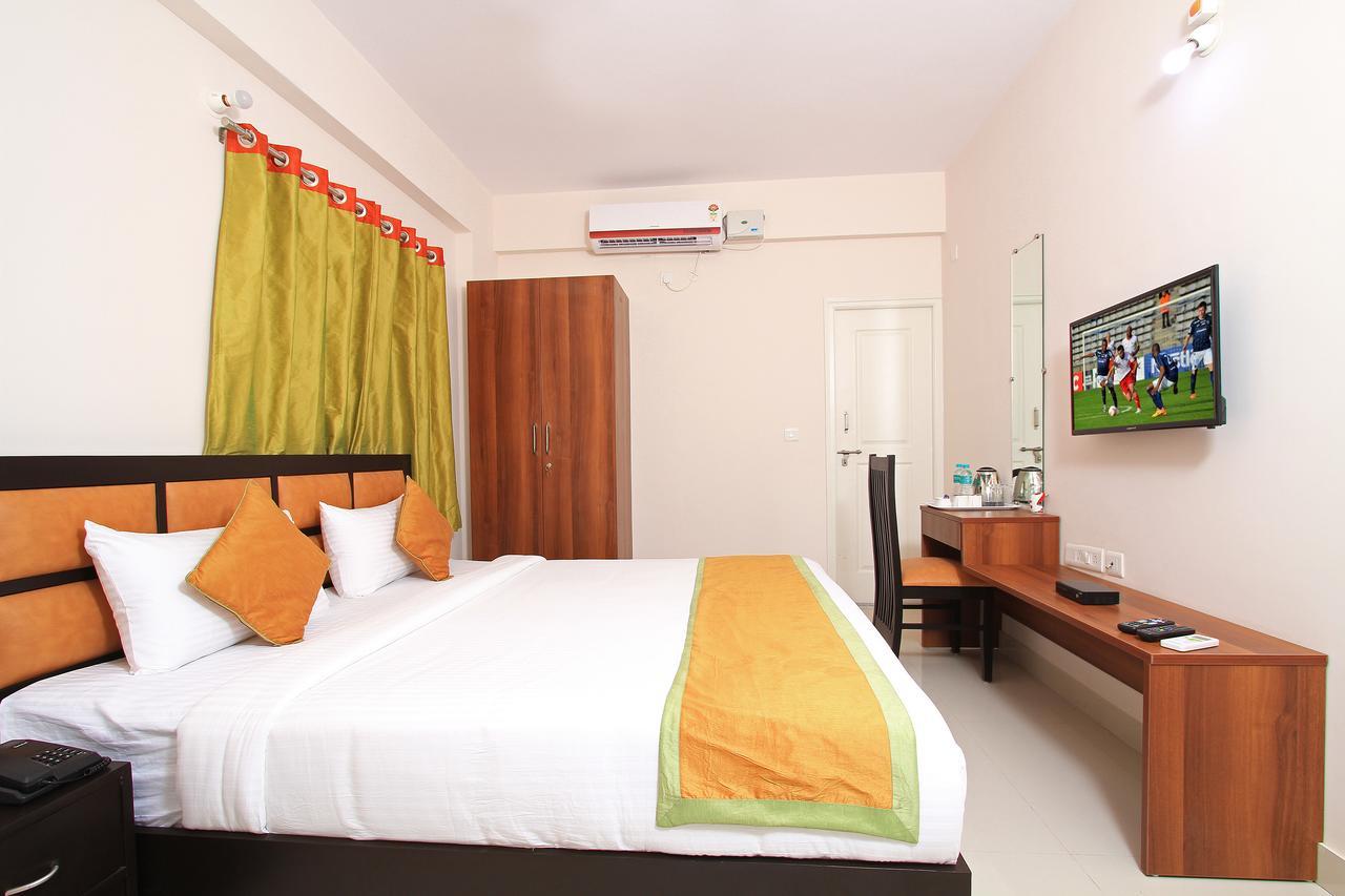 Arra Suites Kempegowda Airport Hotel Бангалор Екстериор снимка