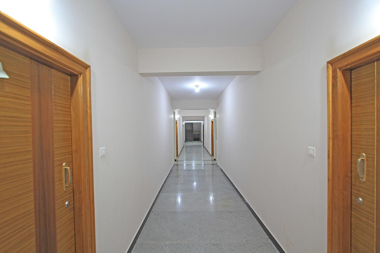 Arra Suites Kempegowda Airport Hotel Бангалор Екстериор снимка