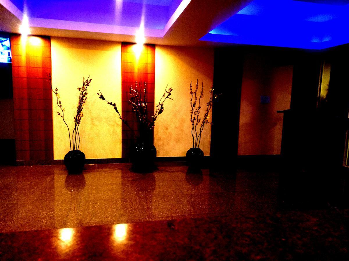Arra Suites Kempegowda Airport Hotel Бангалор Екстериор снимка
