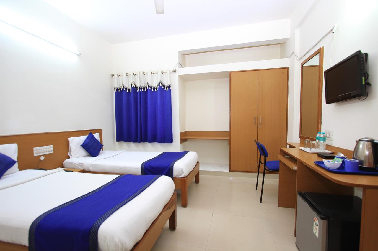 Arra Suites Kempegowda Airport Hotel Бангалор Екстериор снимка