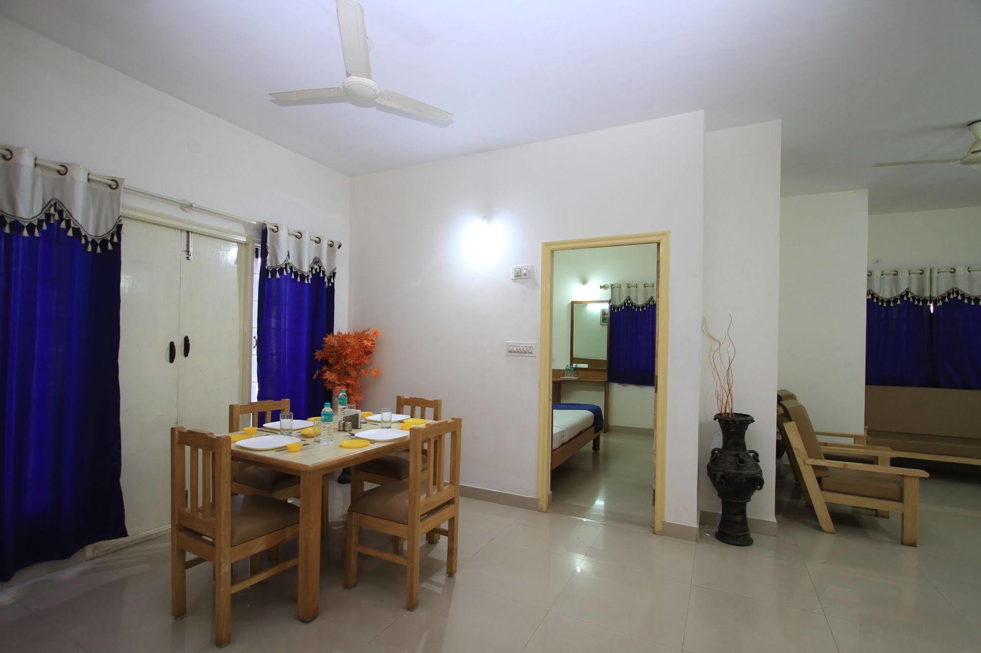 Arra Suites Kempegowda Airport Hotel Бангалор Екстериор снимка