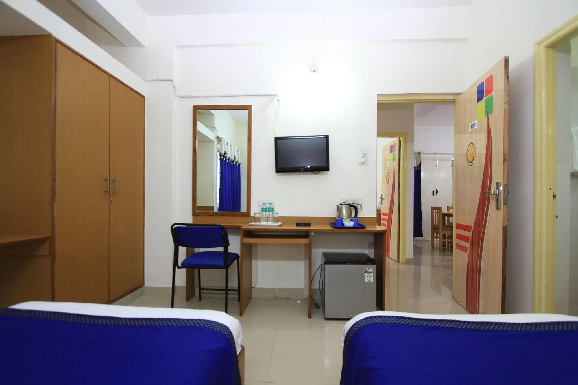Arra Suites Kempegowda Airport Hotel Бангалор Екстериор снимка