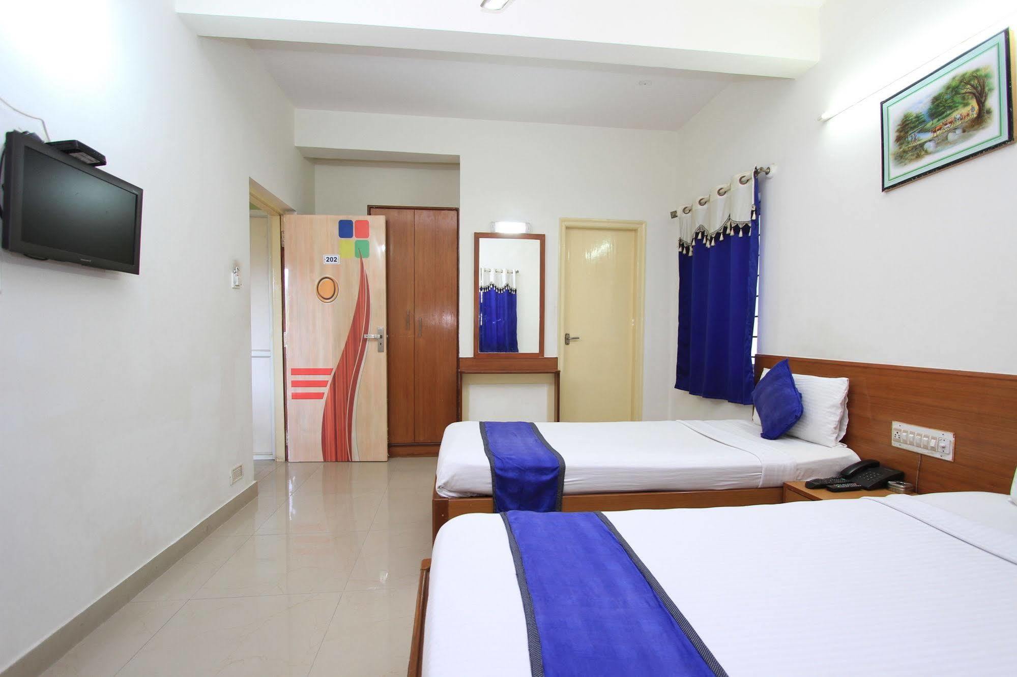 Arra Suites Kempegowda Airport Hotel Бангалор Екстериор снимка
