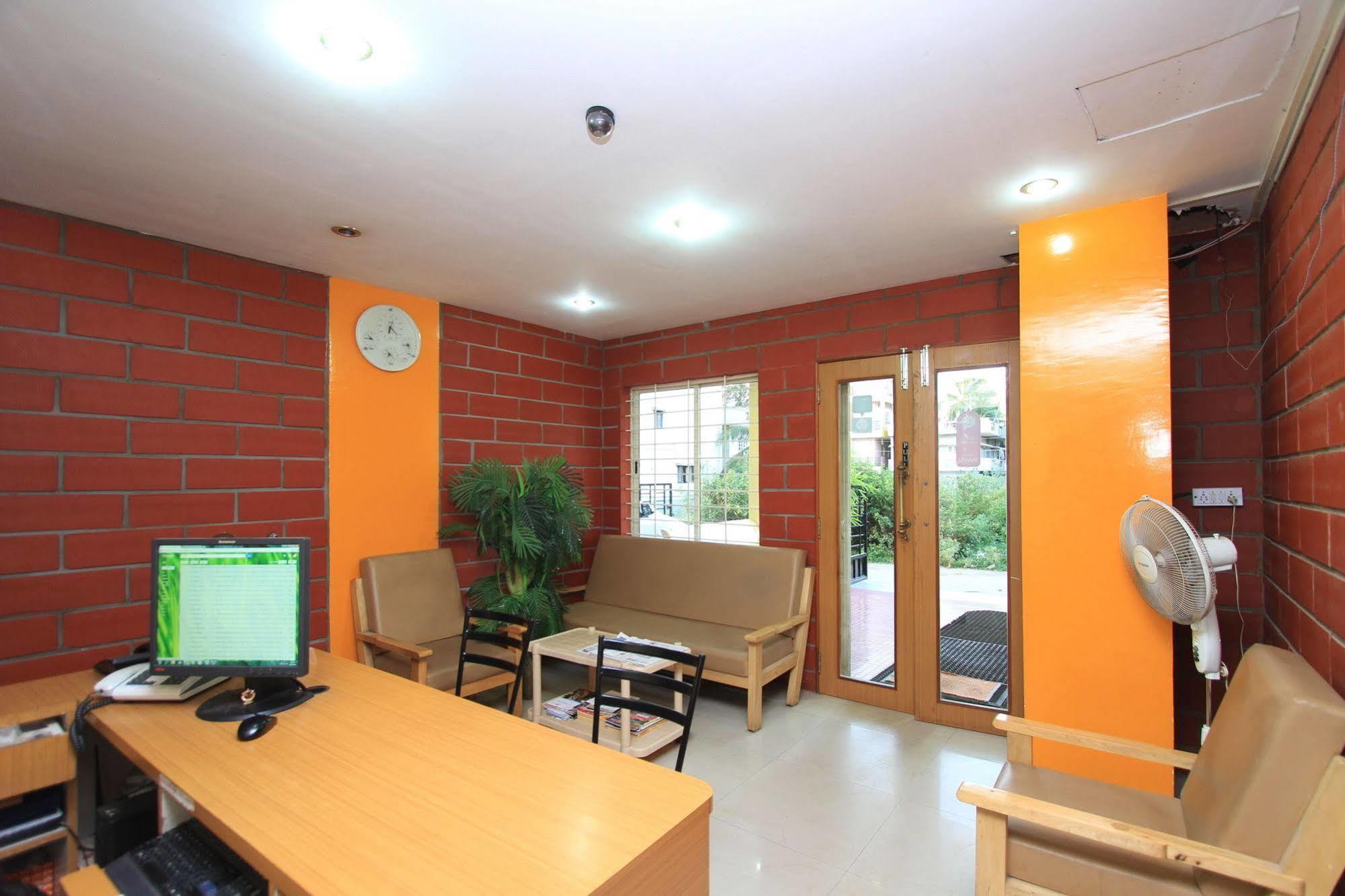 Arra Suites Kempegowda Airport Hotel Бангалор Екстериор снимка