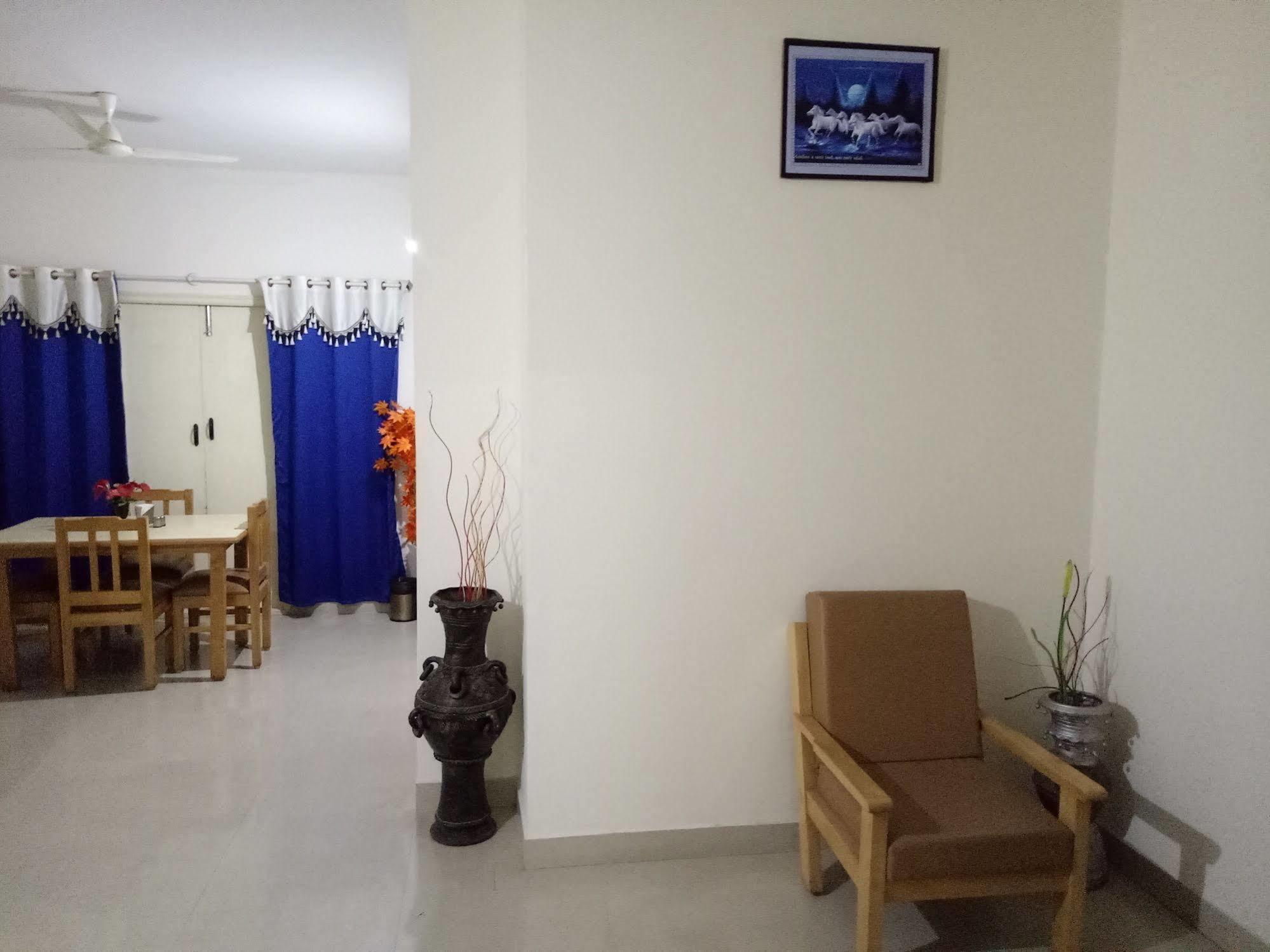 Arra Suites Kempegowda Airport Hotel Бангалор Екстериор снимка
